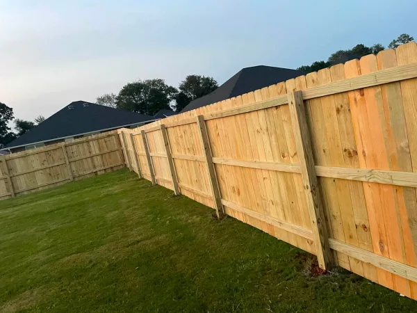 Wood privacy fence